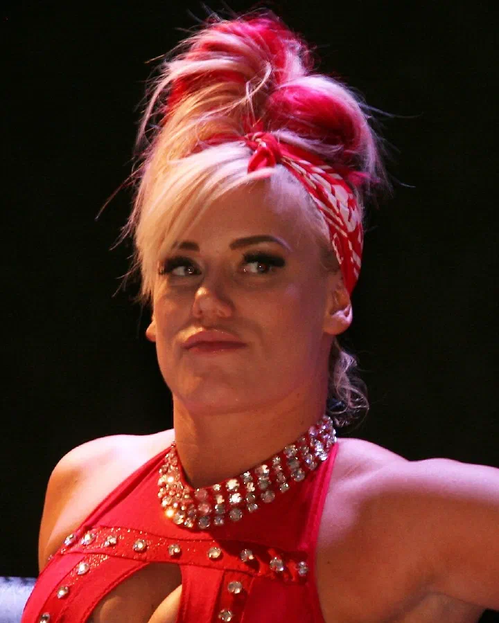 Taya Valkyrie